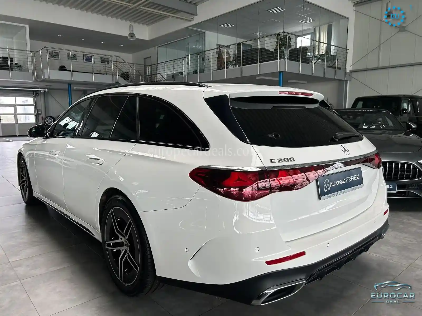 Mercedes-Benz E 200
