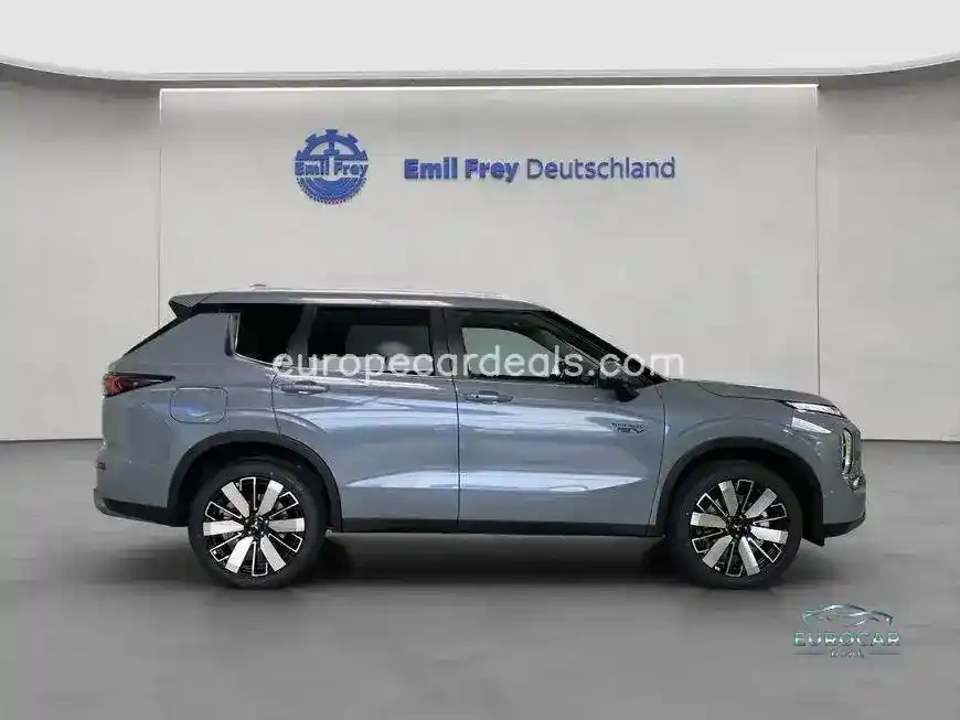 Mitsubishi Plug-in Hybrid Outlander