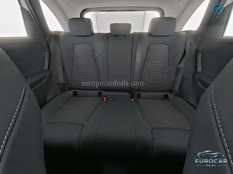 Mercedes-Benz B 220