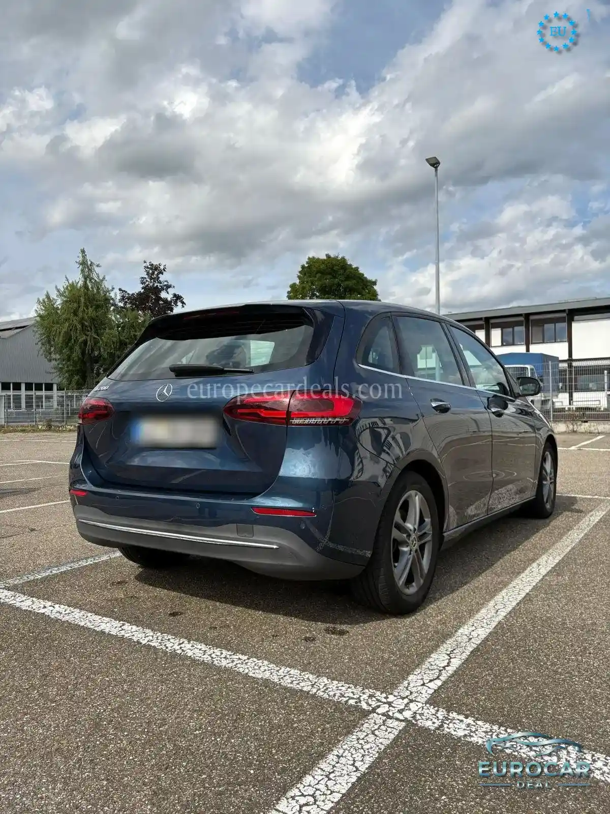 Mercedes-Benz B 200