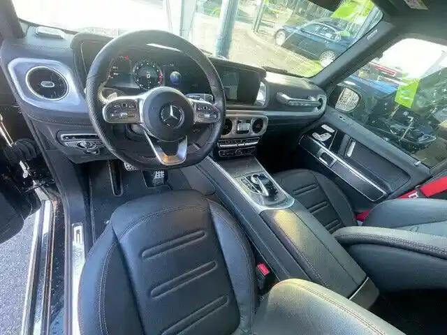 Mercedes-Benz G 500