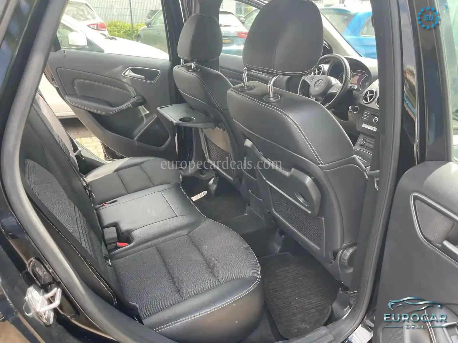 Mercedes-Benz B 200