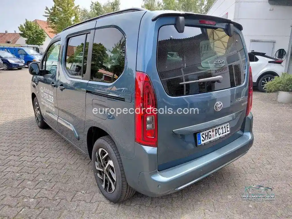 Toyota Proace City