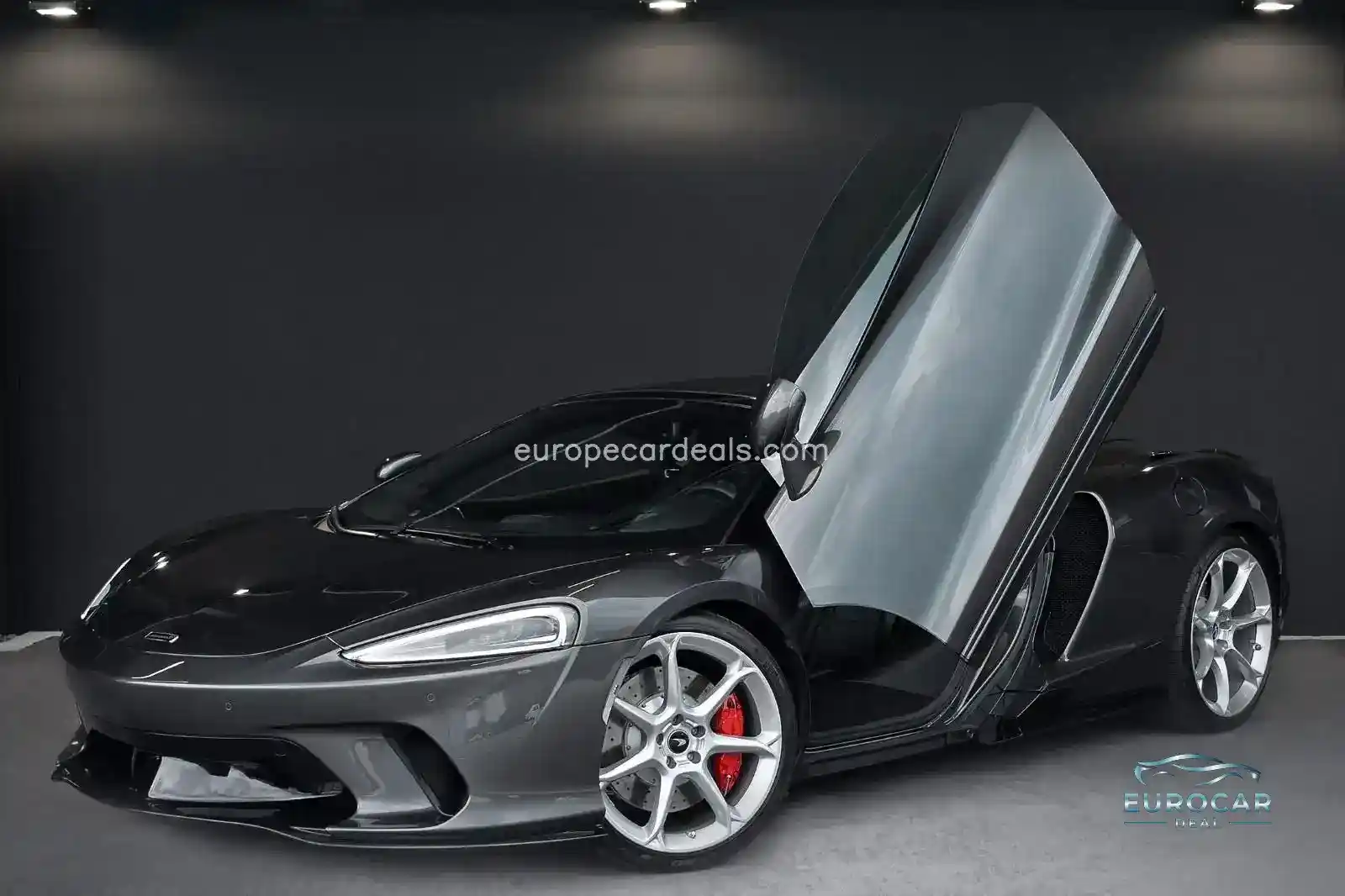 McLaren GT