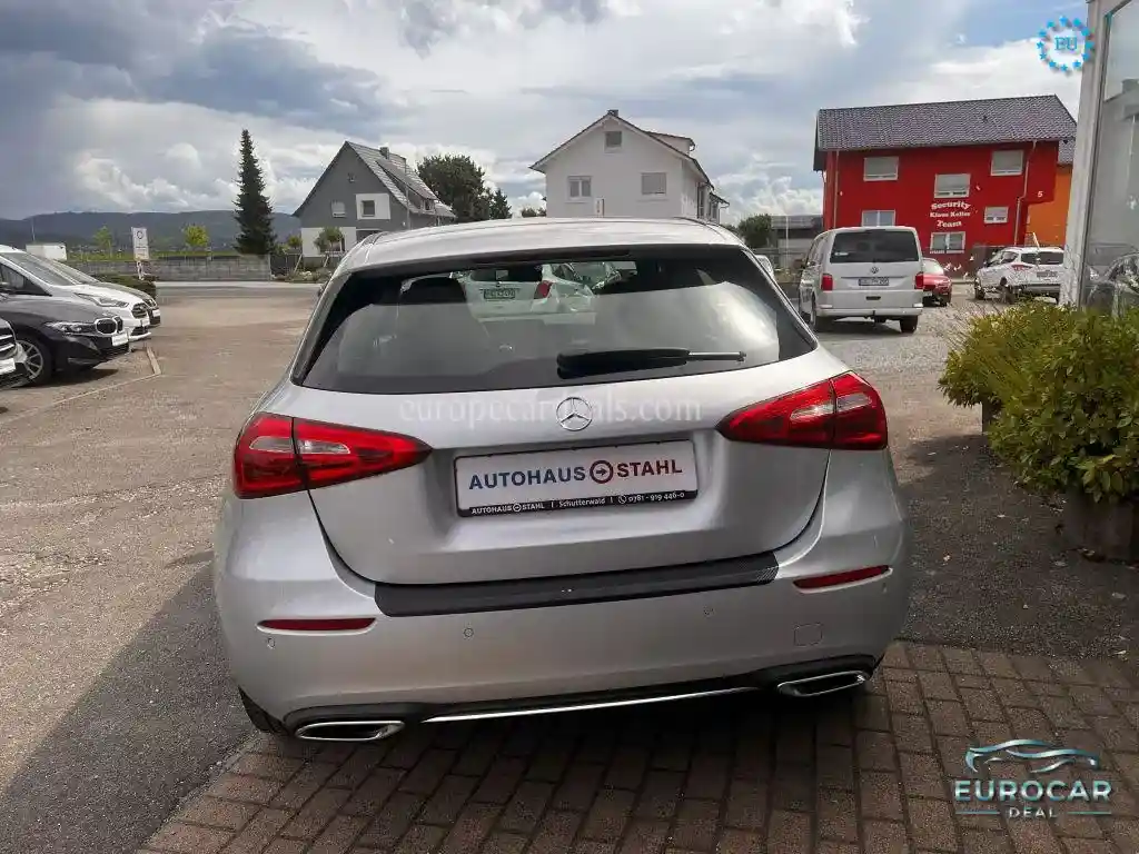 Mercedes-Benz A 200