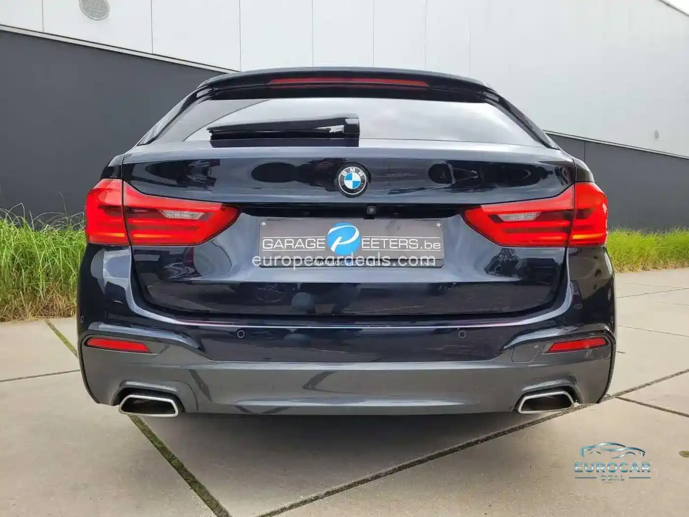 BMW 518