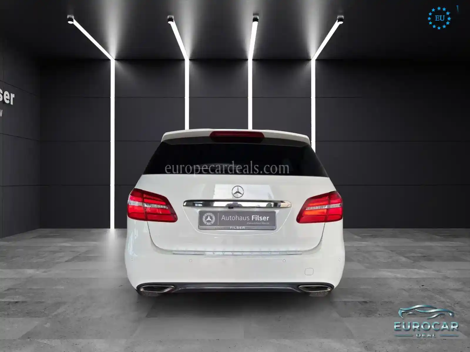 Mercedes-Benz B 180