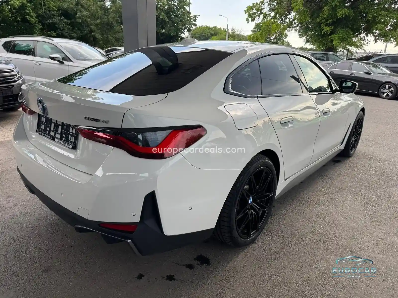 BMW i4