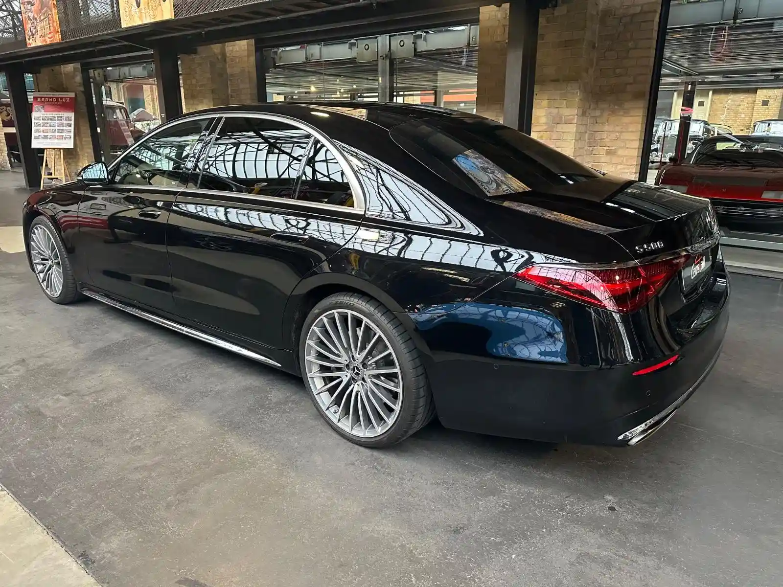 Mercedes-Benz S 500