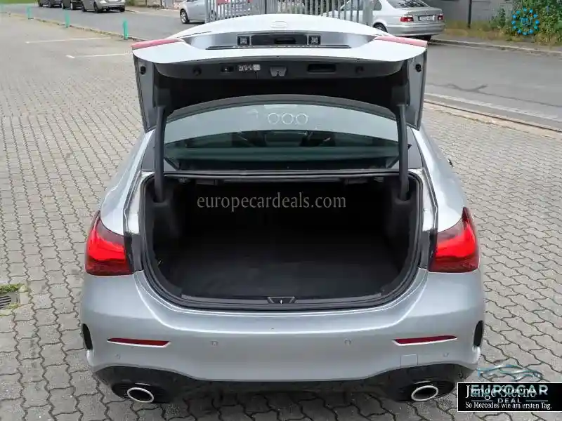 Mercedes-Benz A 35 AMG