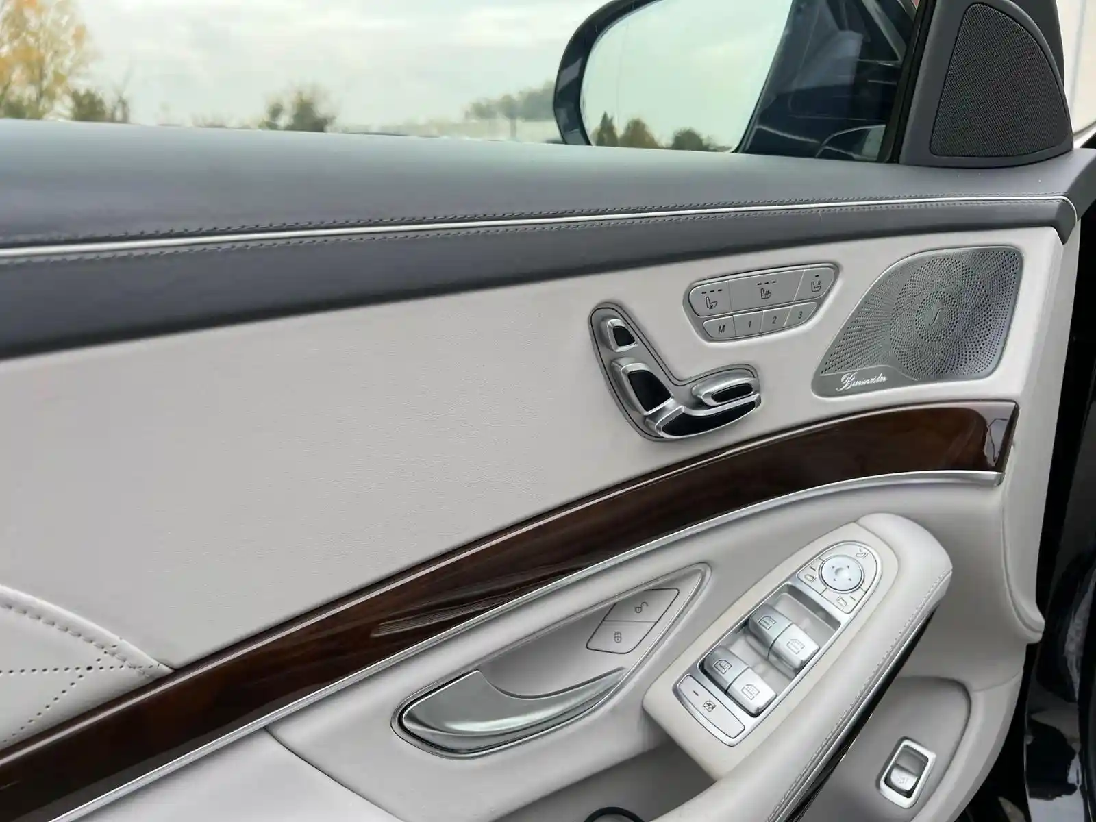 Mercedes-Benz S 500