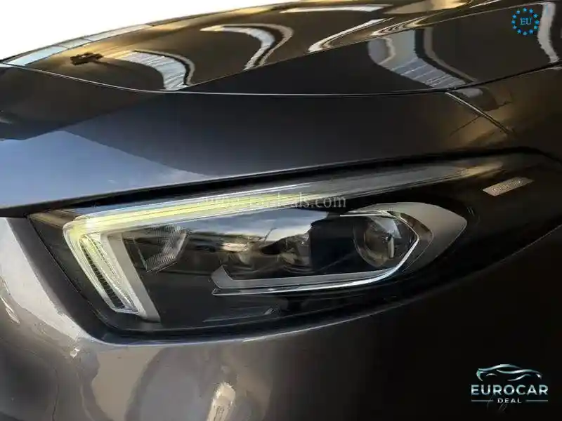Mercedes-Benz A 35 AMG