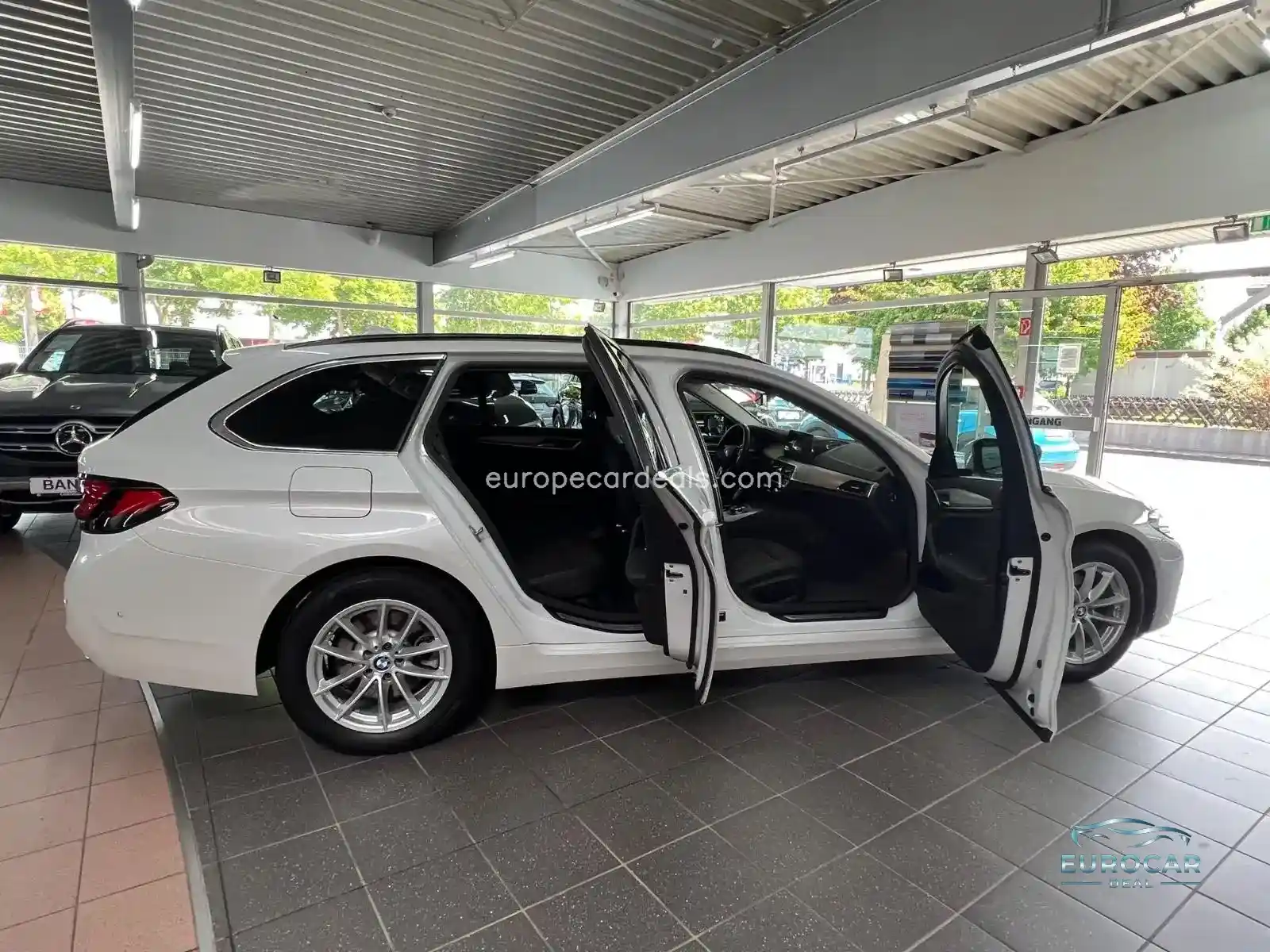 BMW 520