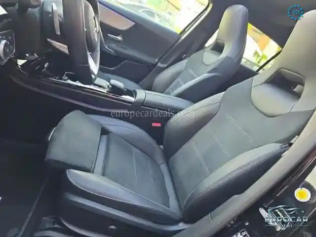 Mercedes-Benz A 220