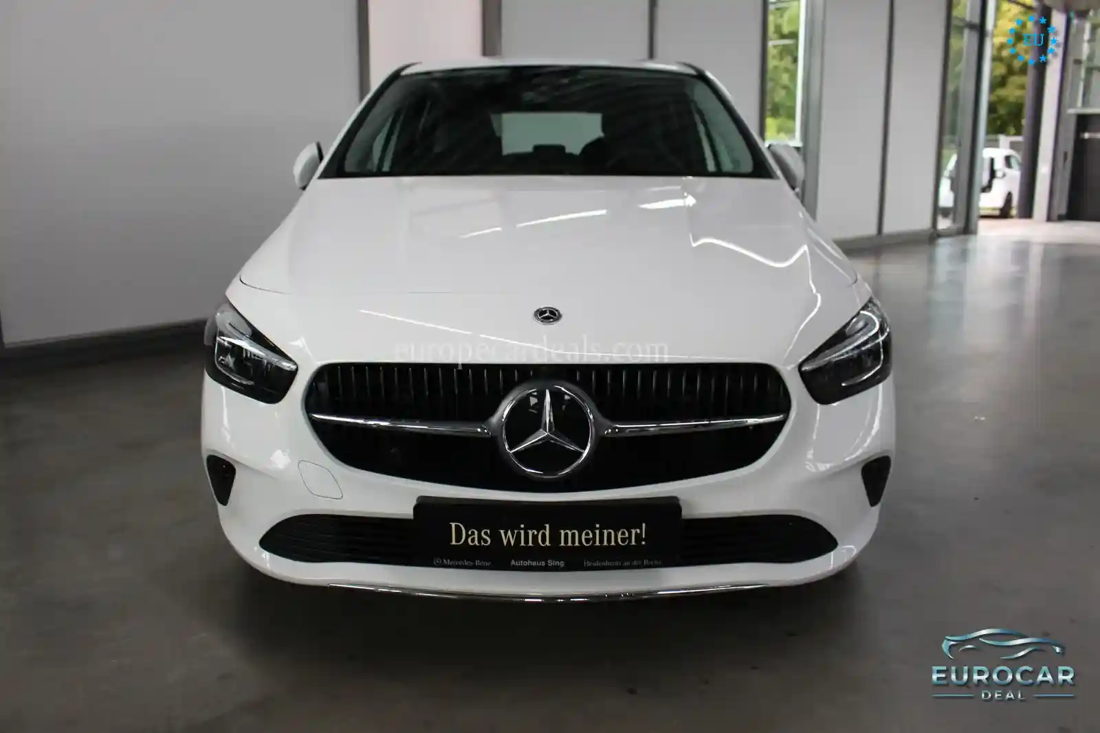 Mercedes-Benz B 180