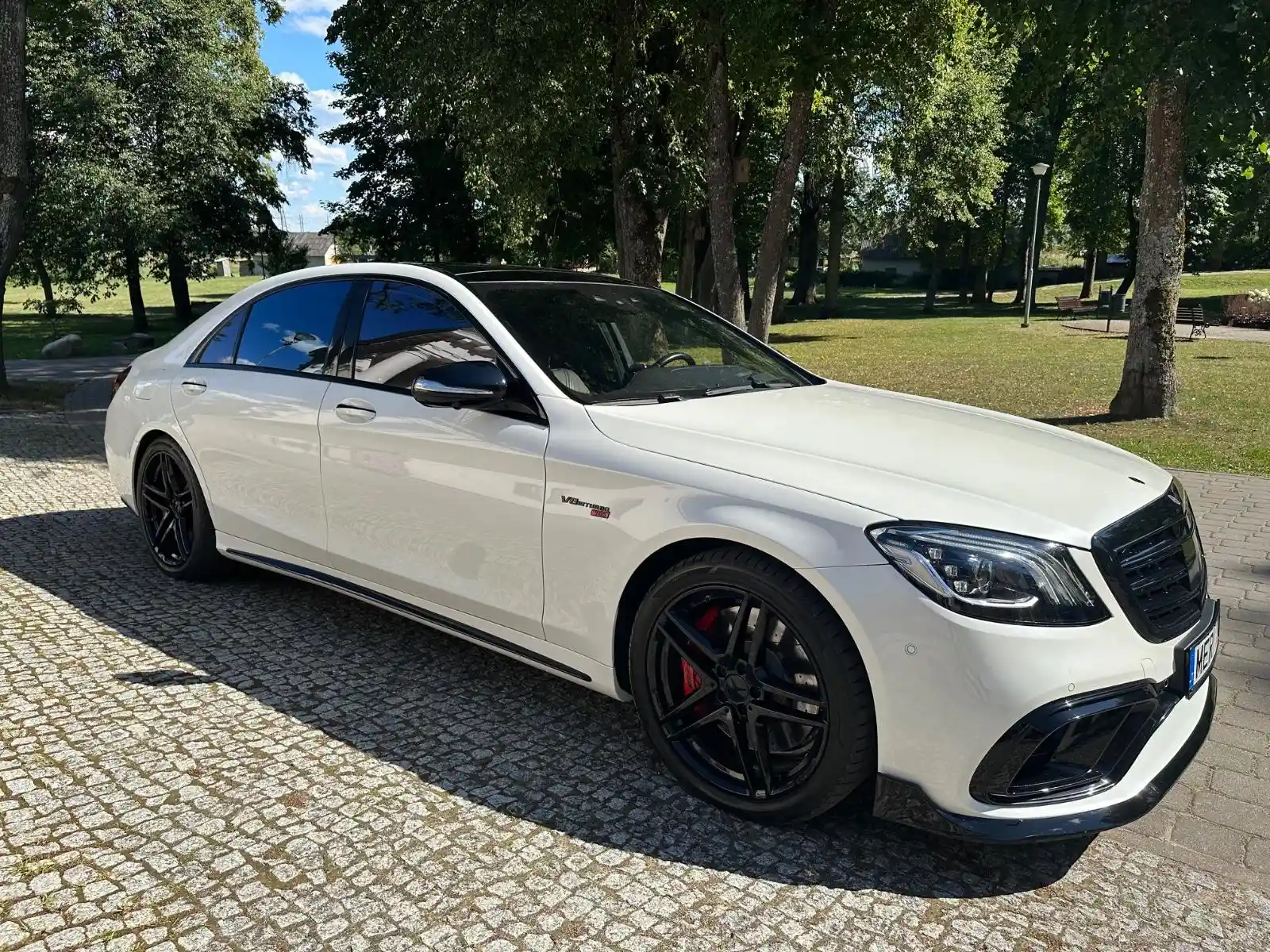 Mercedes-Benz S 63 AMG