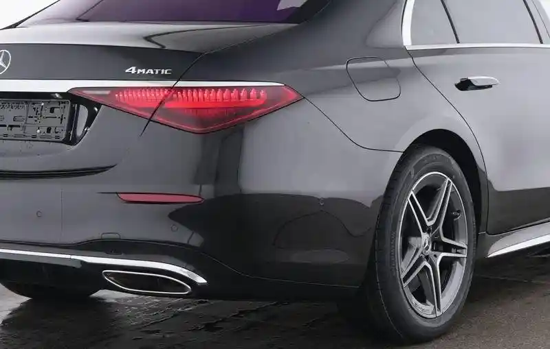 Mercedes-Benz S 500