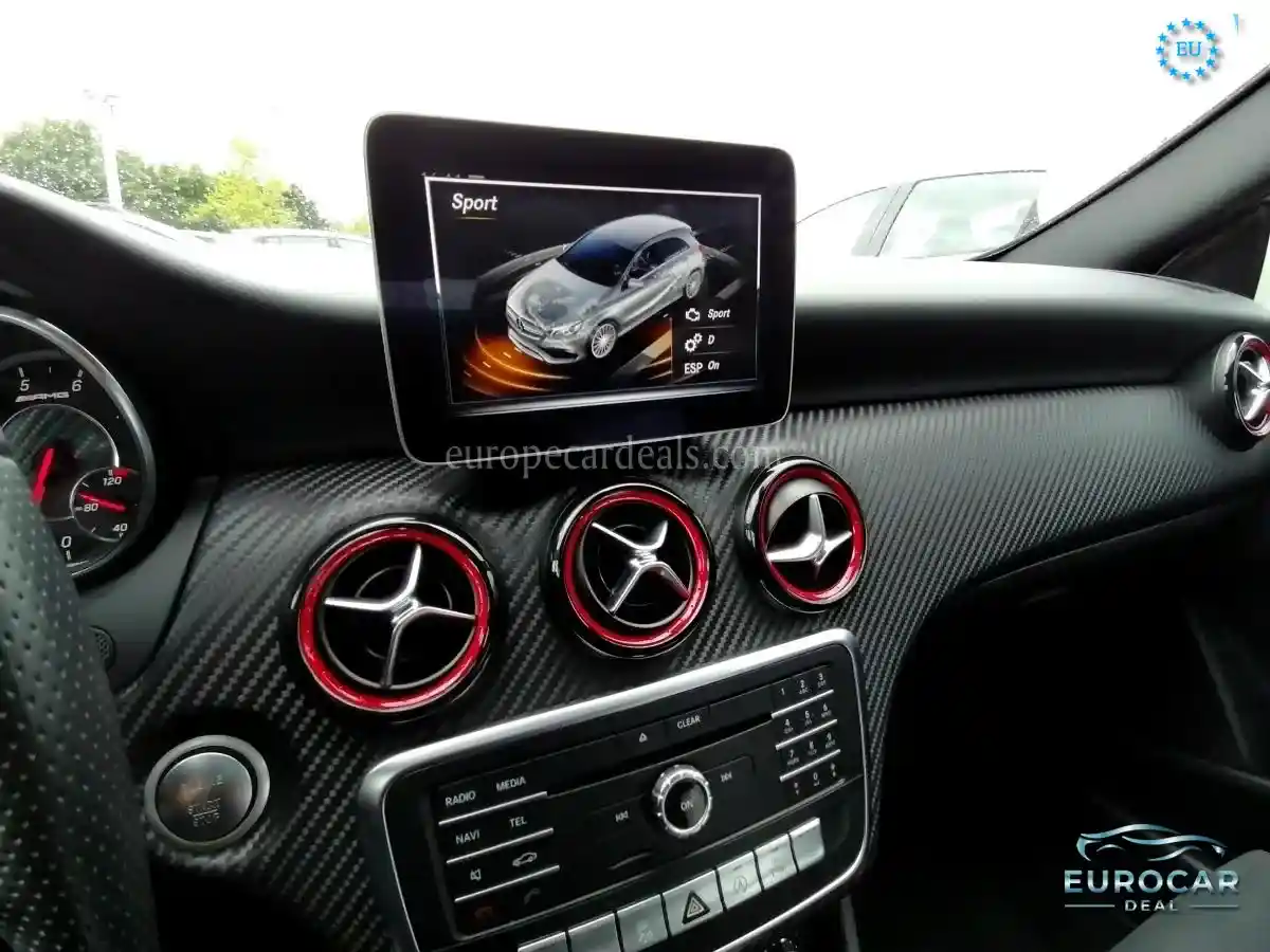 Mercedes-Benz A 45 AMG
