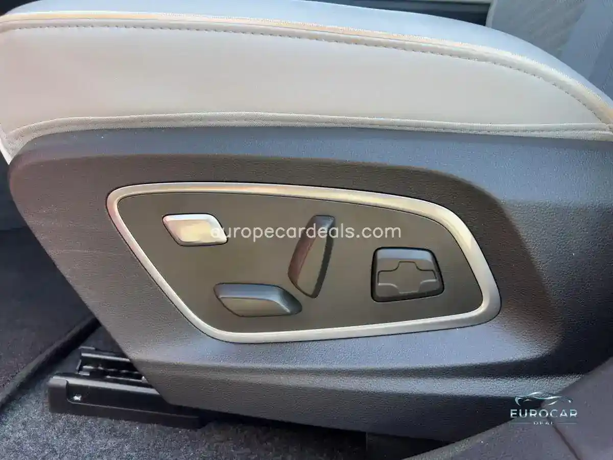 Renault Scenic E-TECH