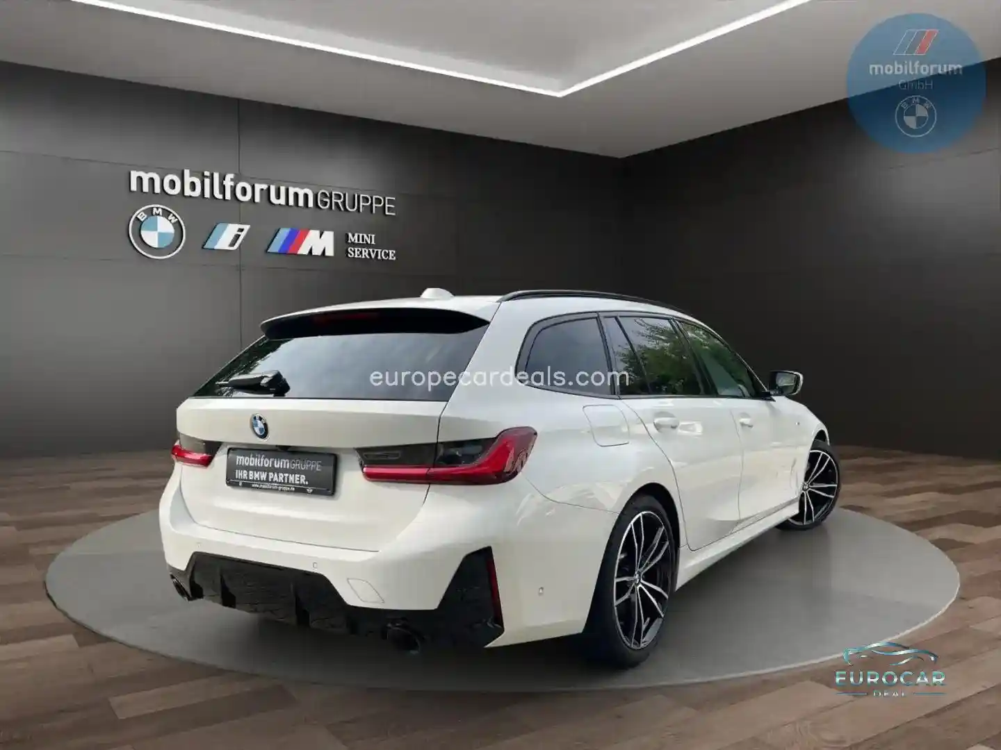 BMW 330