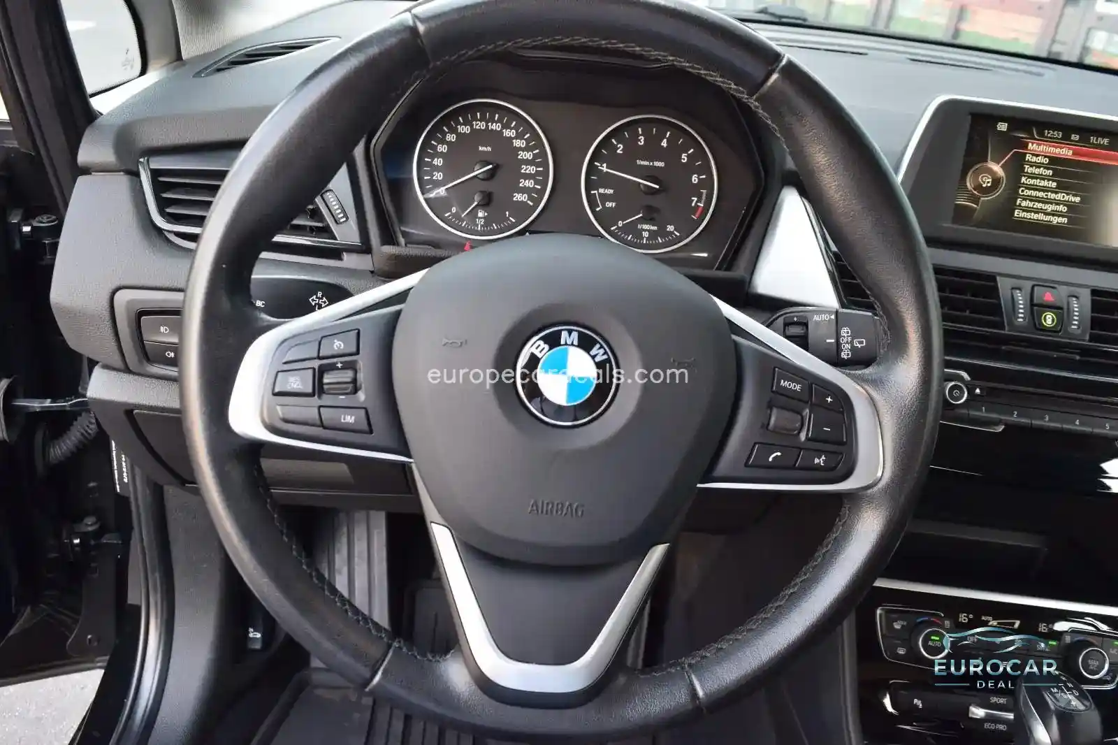 BMW 218