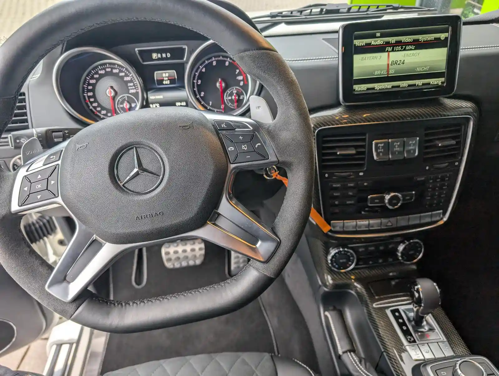 Mercedes-Benz G 500