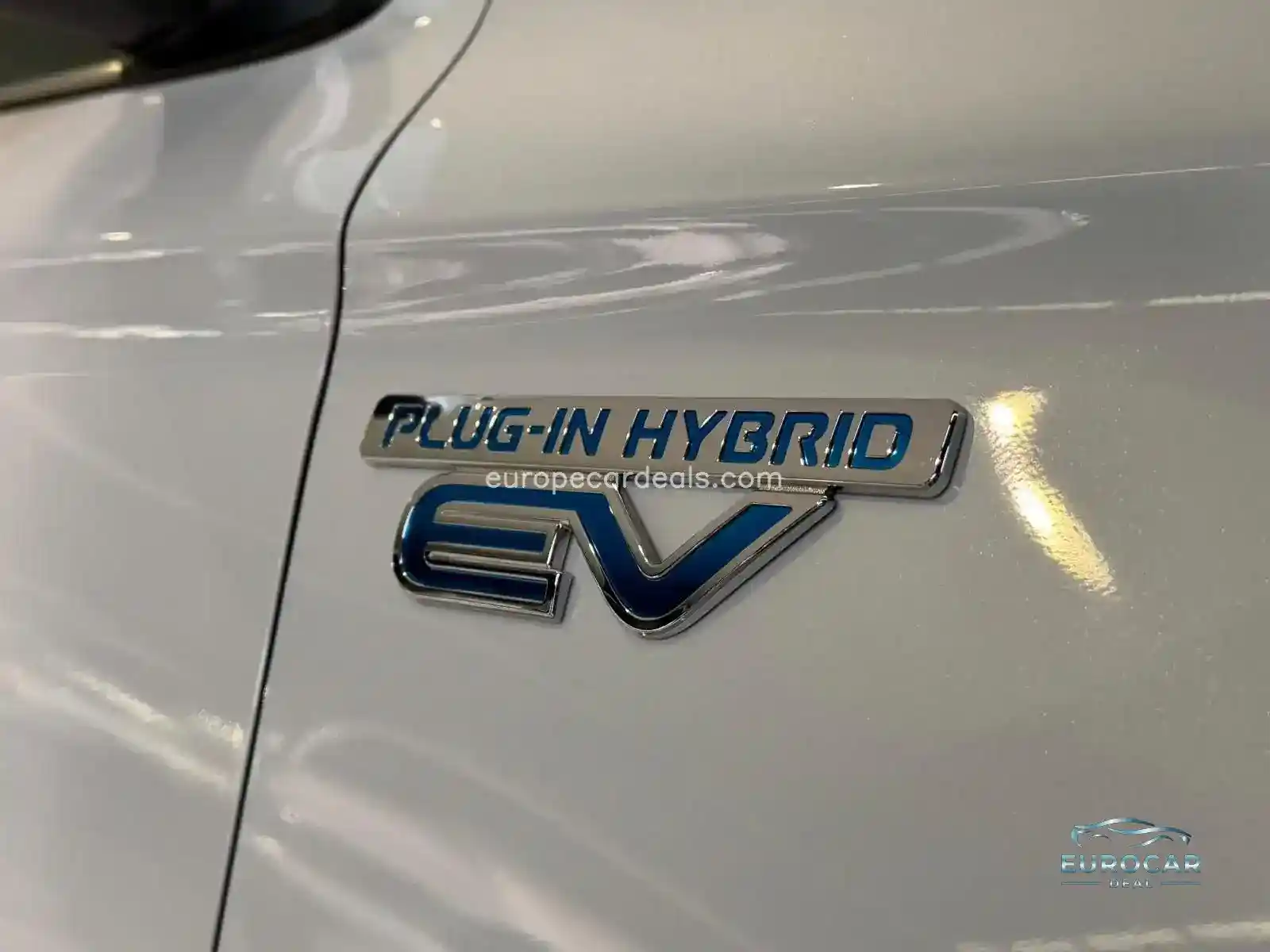 Mitsubishi Plug-in Hybrid Outlander