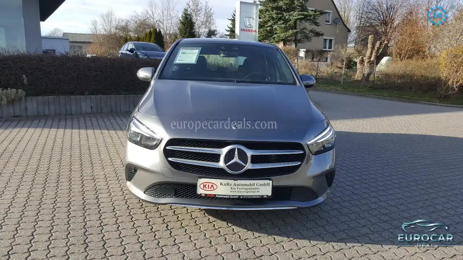 Mercedes-Benz B 200