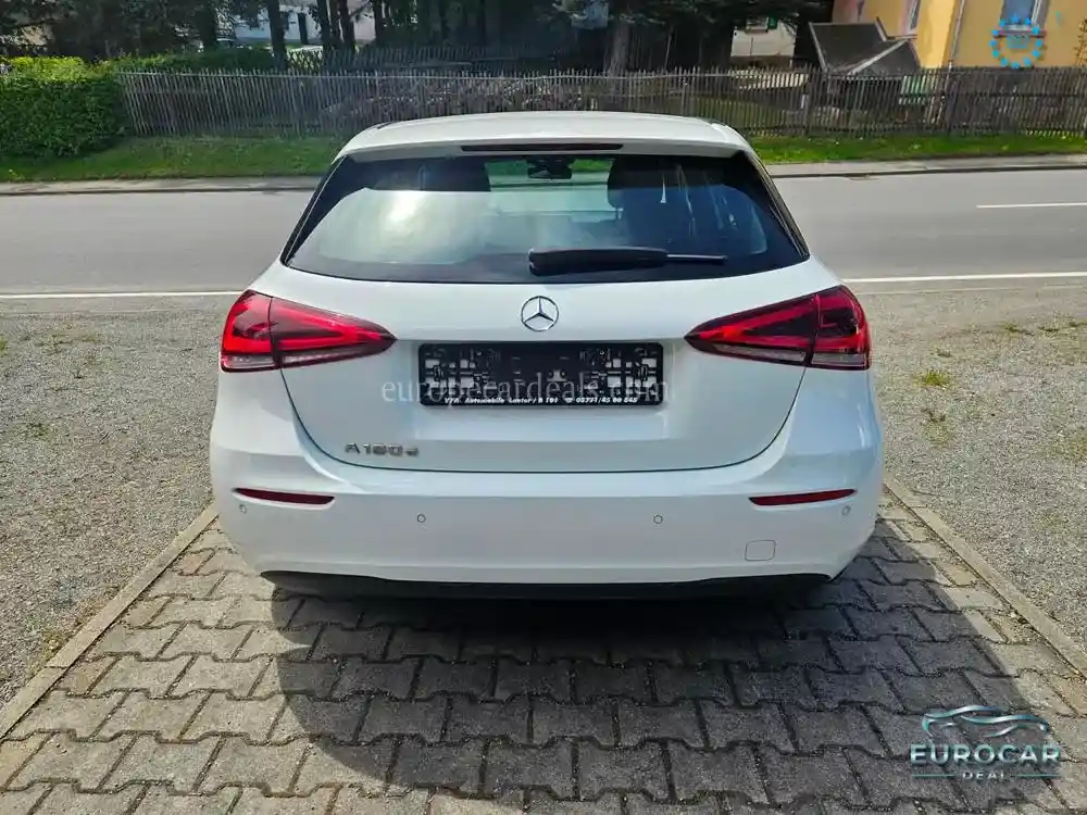 Mercedes-Benz A 180