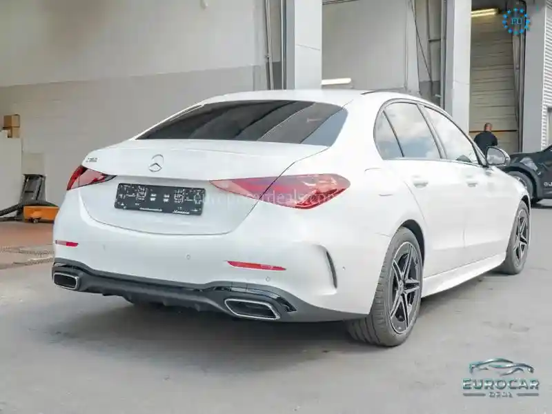 Mercedes-Benz C 180