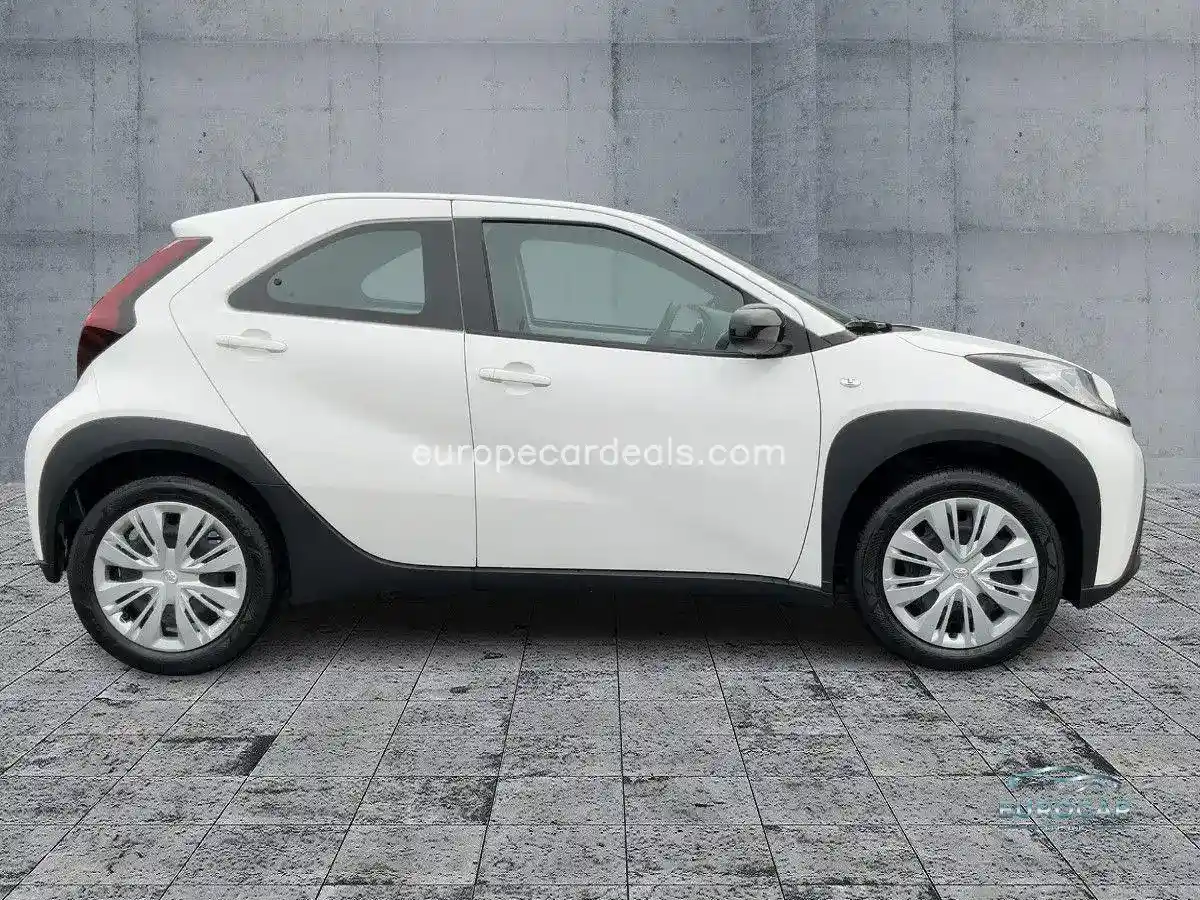 Toyota Aygo (X)