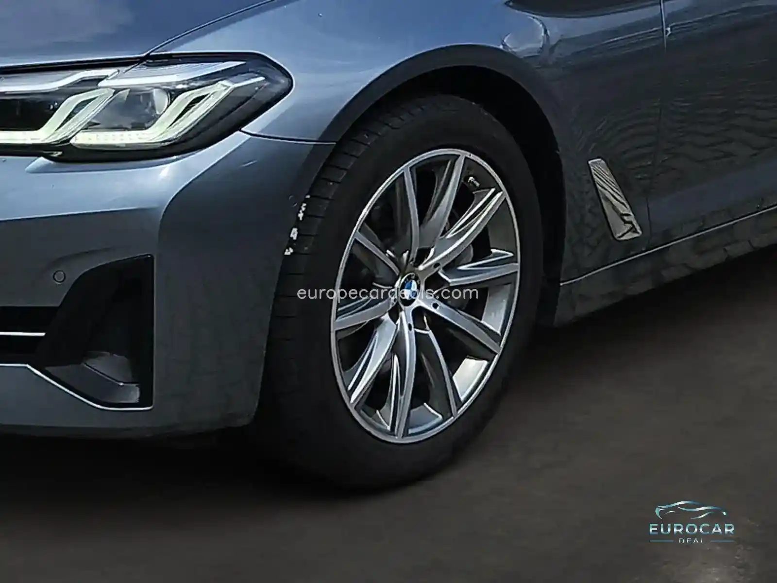 BMW 530