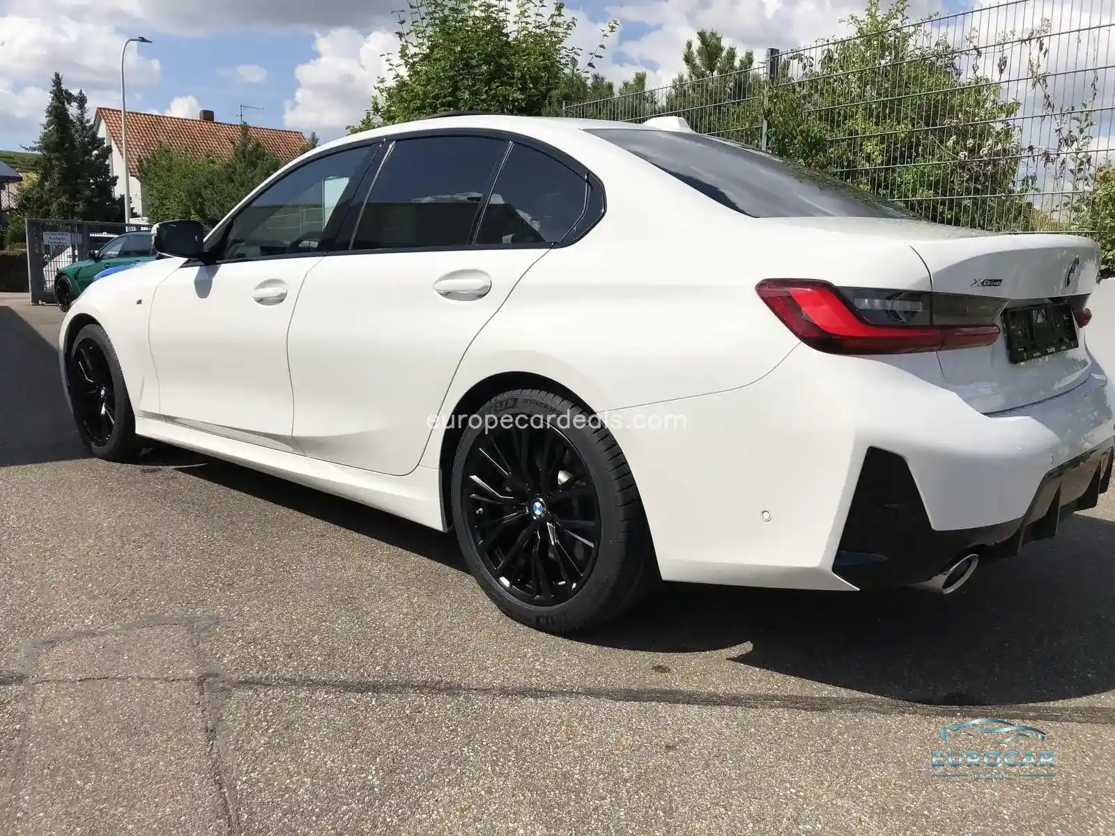 BMW 330