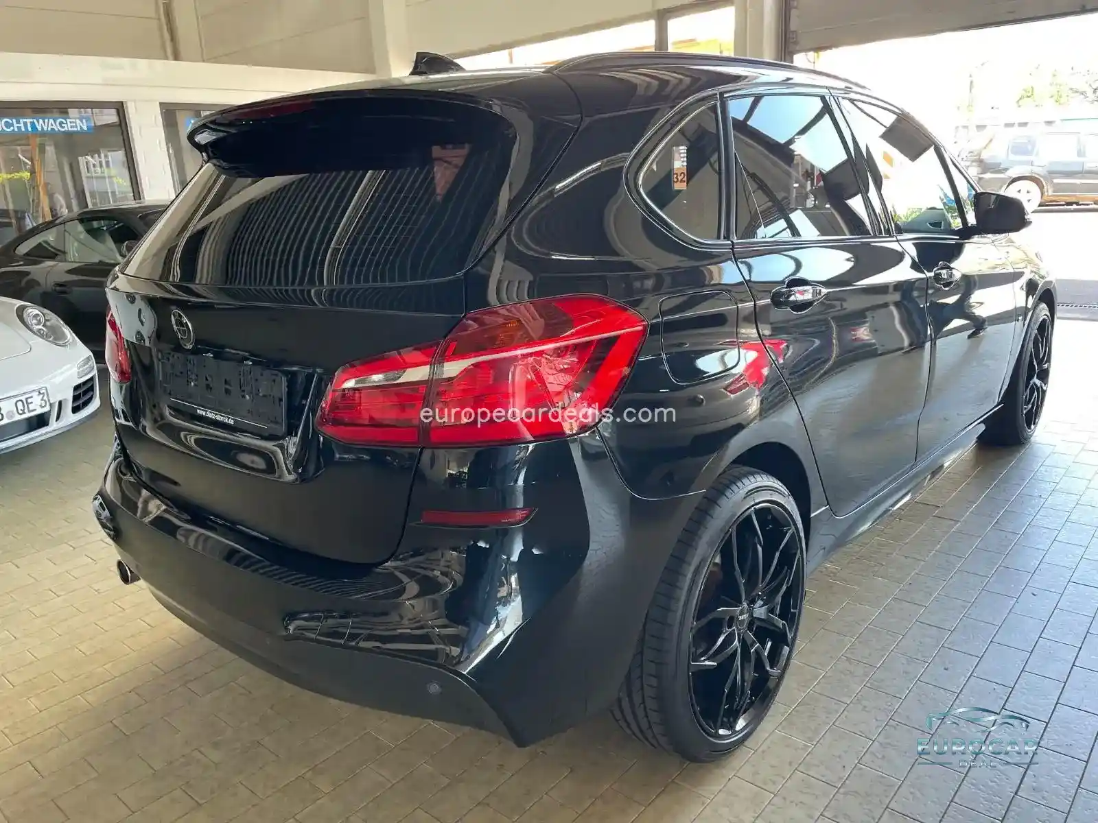 BMW 218