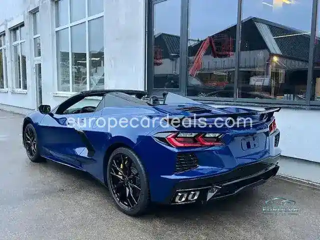 Corvette C8
