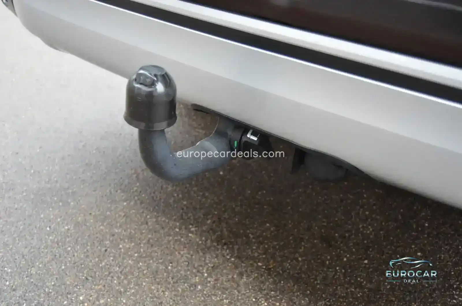 Mitsubishi Plug-in Hybrid Outlander