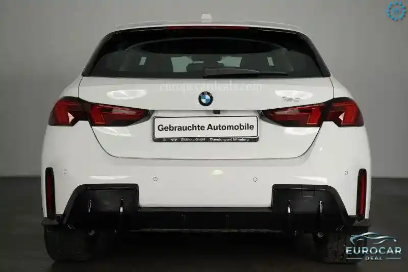 BMW 120
