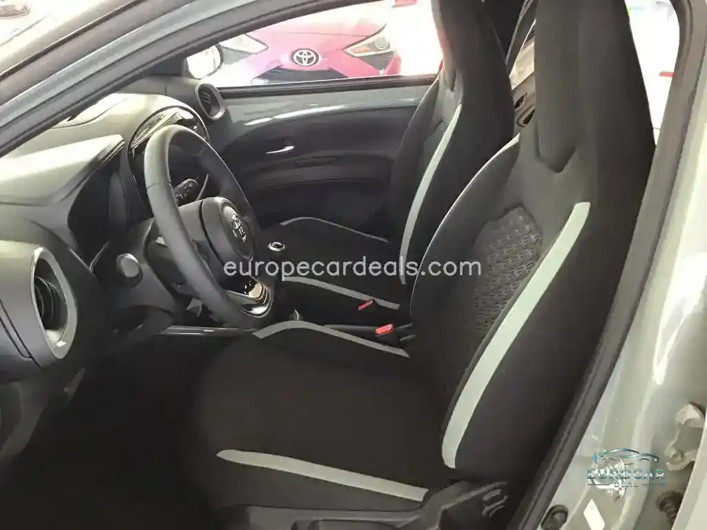 Toyota Aygo (X)