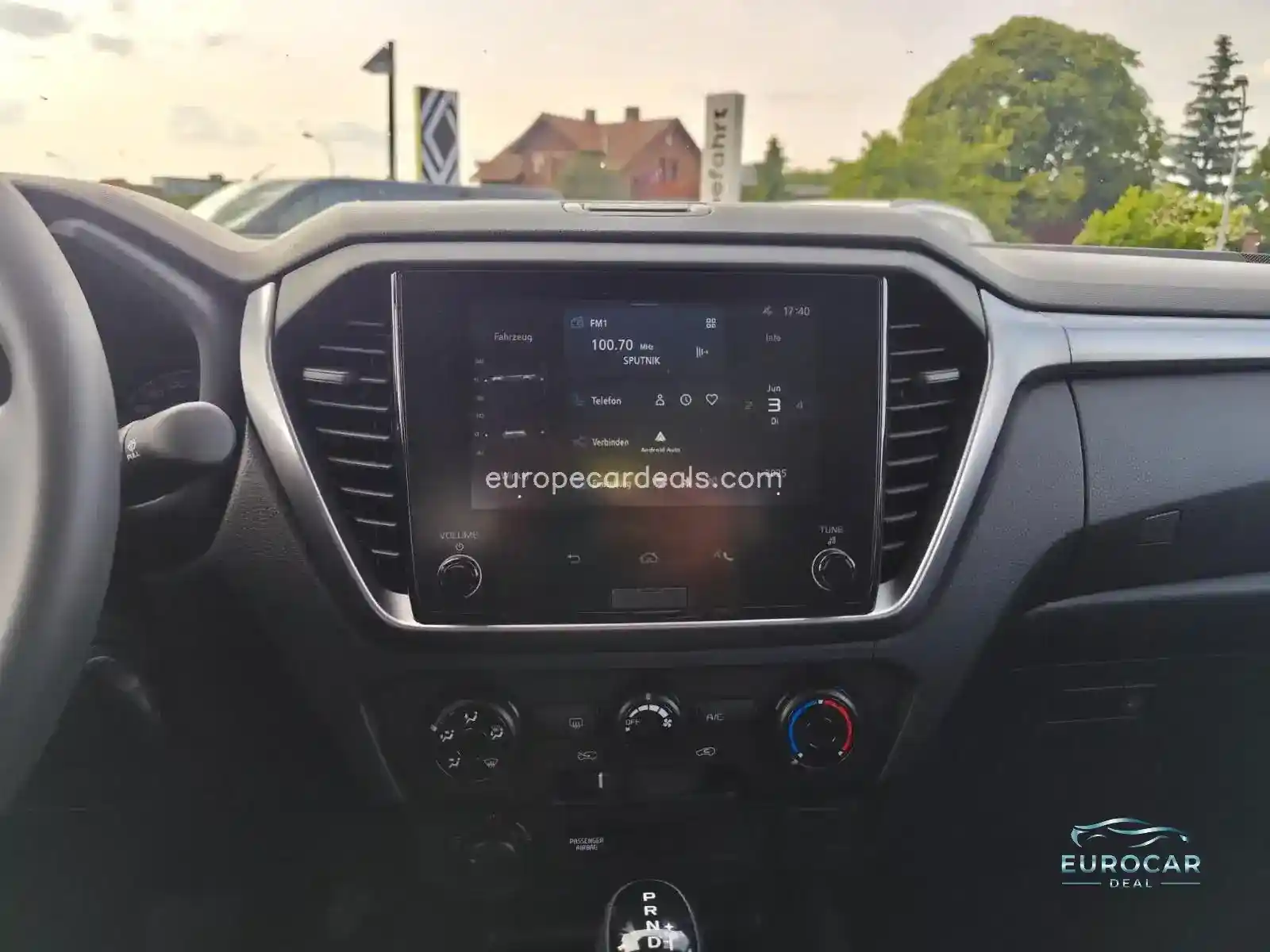 Space Cab 4WD LS Autom. AHK Allwetterreife