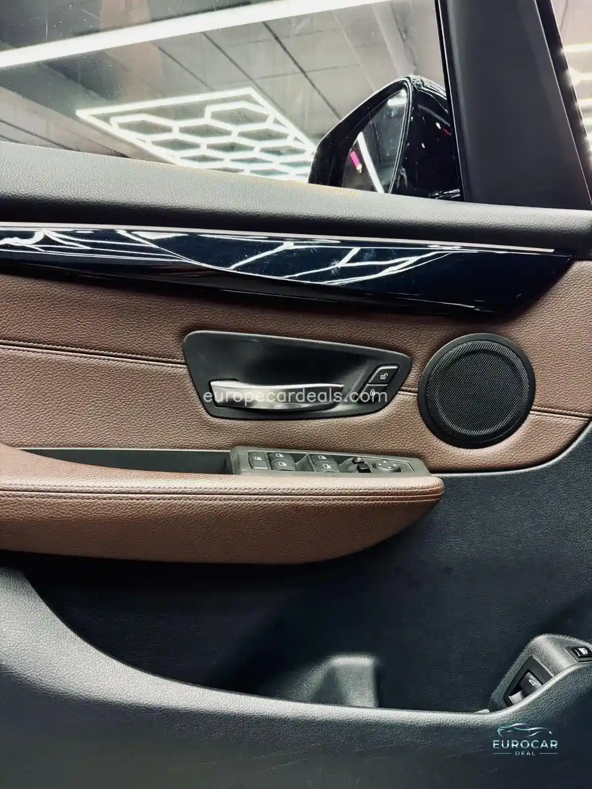 BMW 225