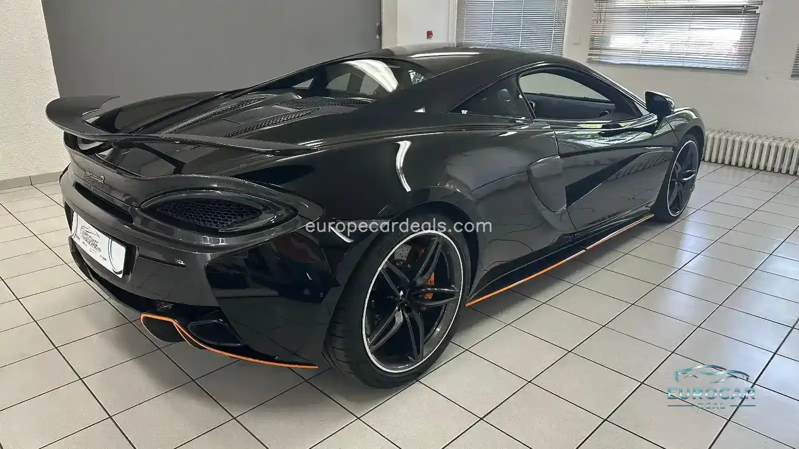 McLaren 570S