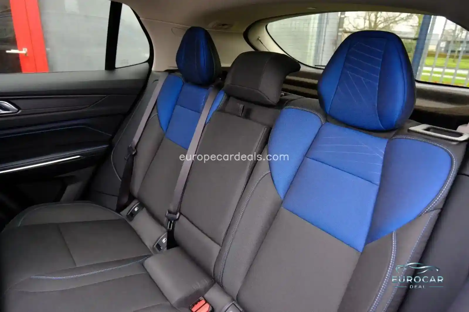 Lynk&Co 01