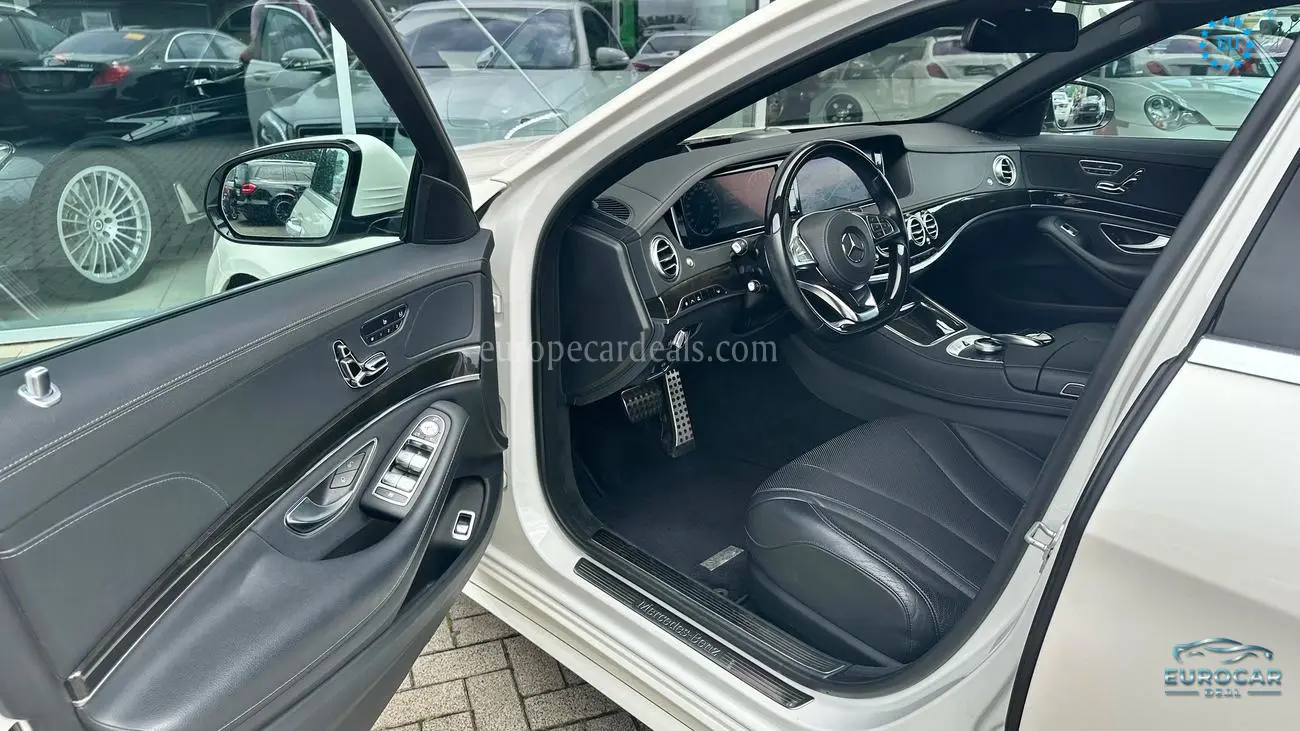 Mercedes-Benz S 400