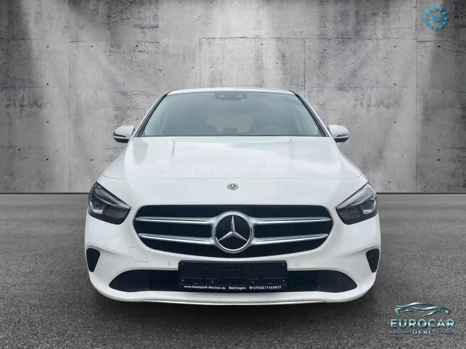 Mercedes-Benz B 180