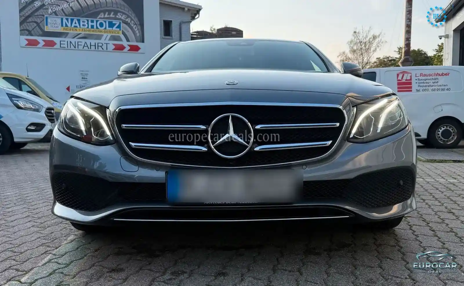 Mercedes-Benz E 200