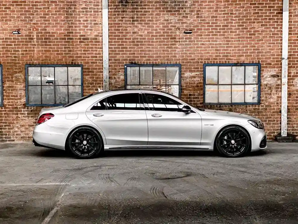 Mercedes-Benz S 63 AMG