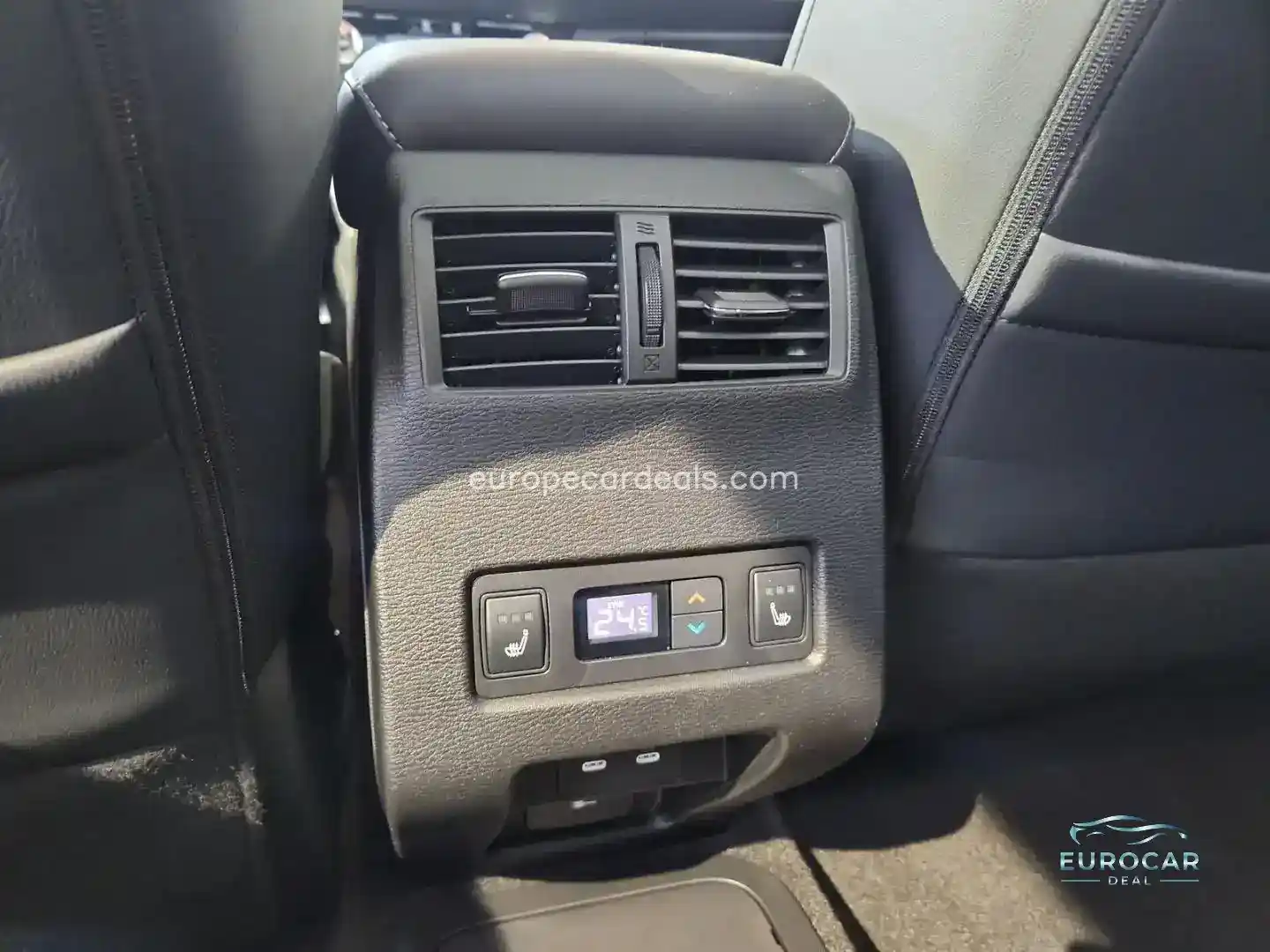 Mitsubishi Plug-in Hybrid Outlander