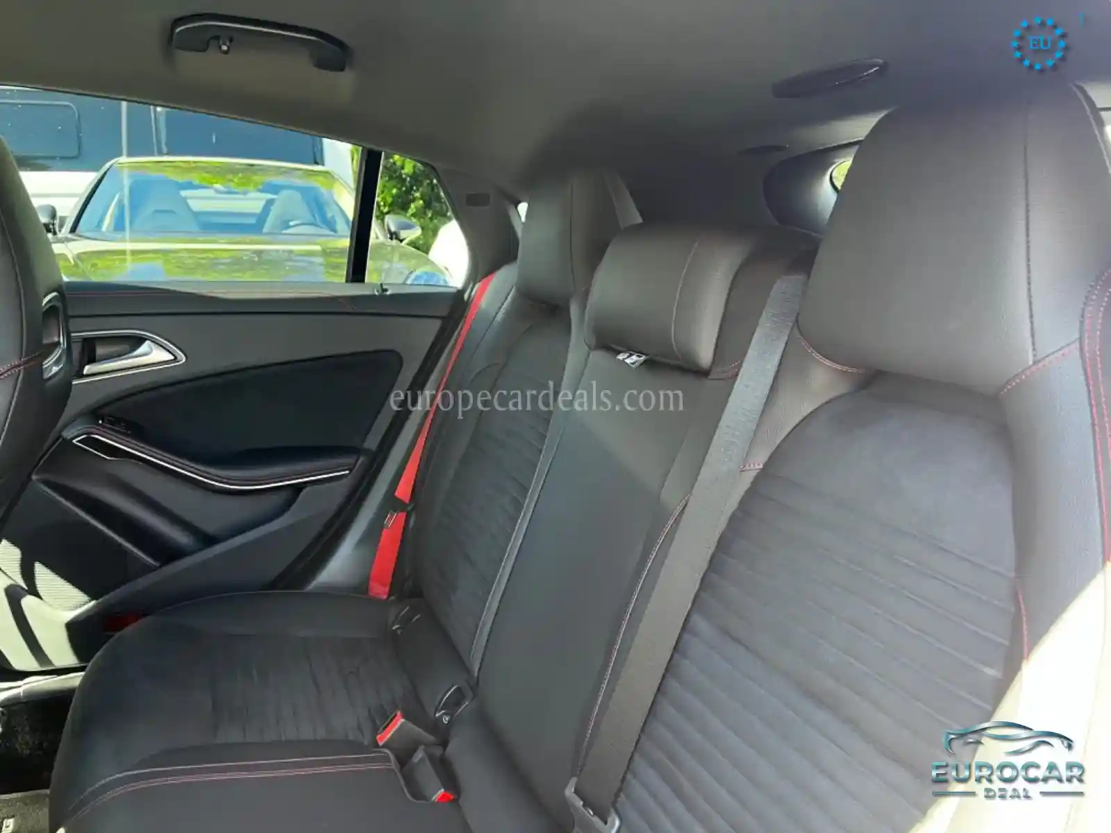 Mercedes-Benz CLA 45 AMG Shooting Brake
