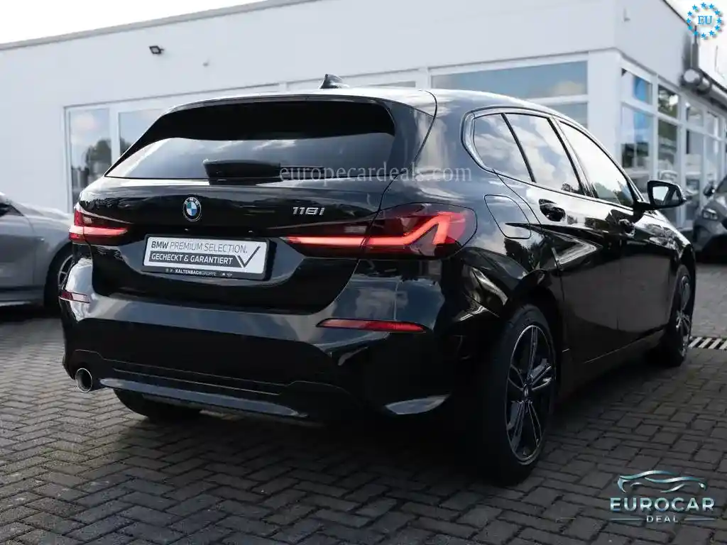 BMW 118