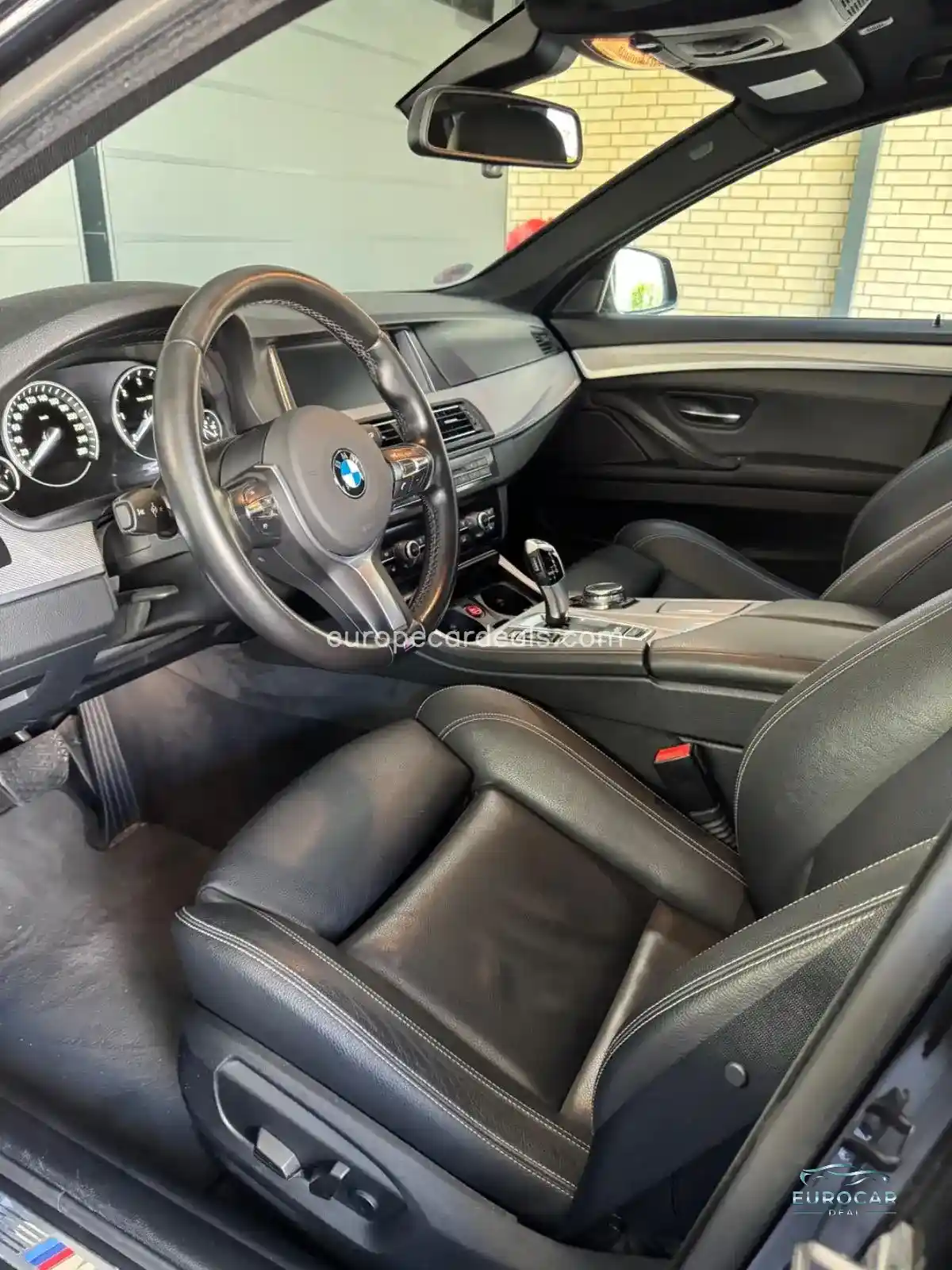 BMW 525